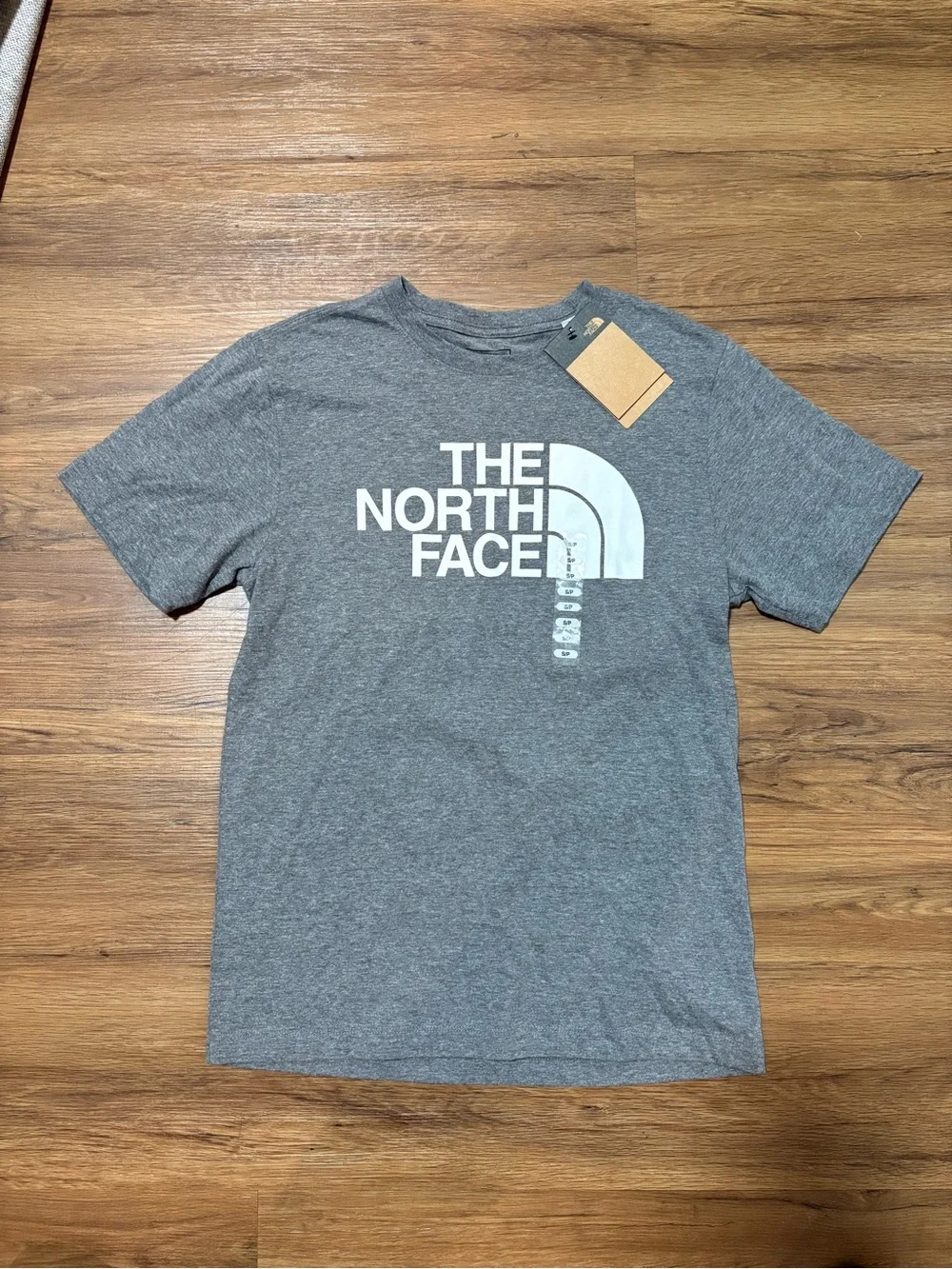The North Face Men’s‎ Gray Logo Graphic T-Shirt Size Small NWT Short Sleeve